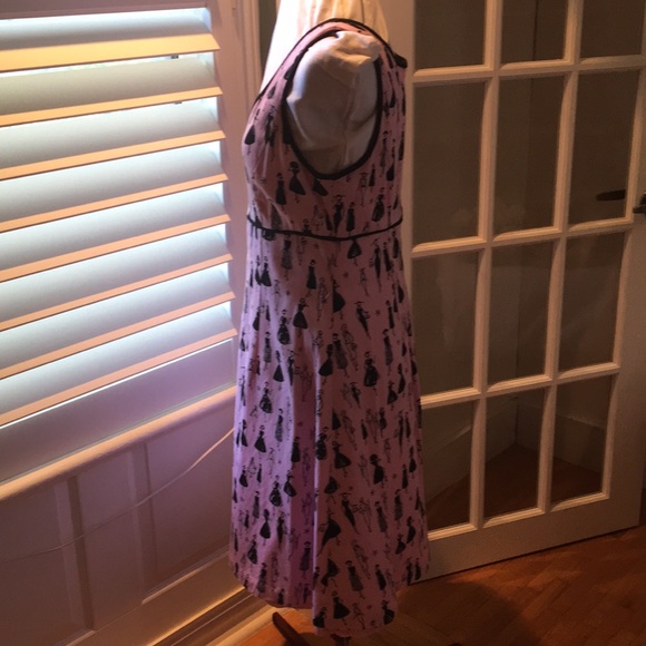 Pink and black lady print dress - Picture 4 of 6